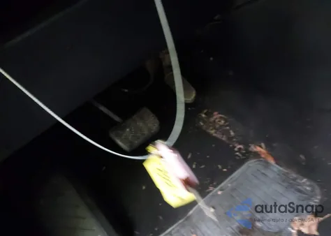 2017 Toyota Corolla Le z USA, uszkodzony, nr VIN 2T1BURHE7HC868290